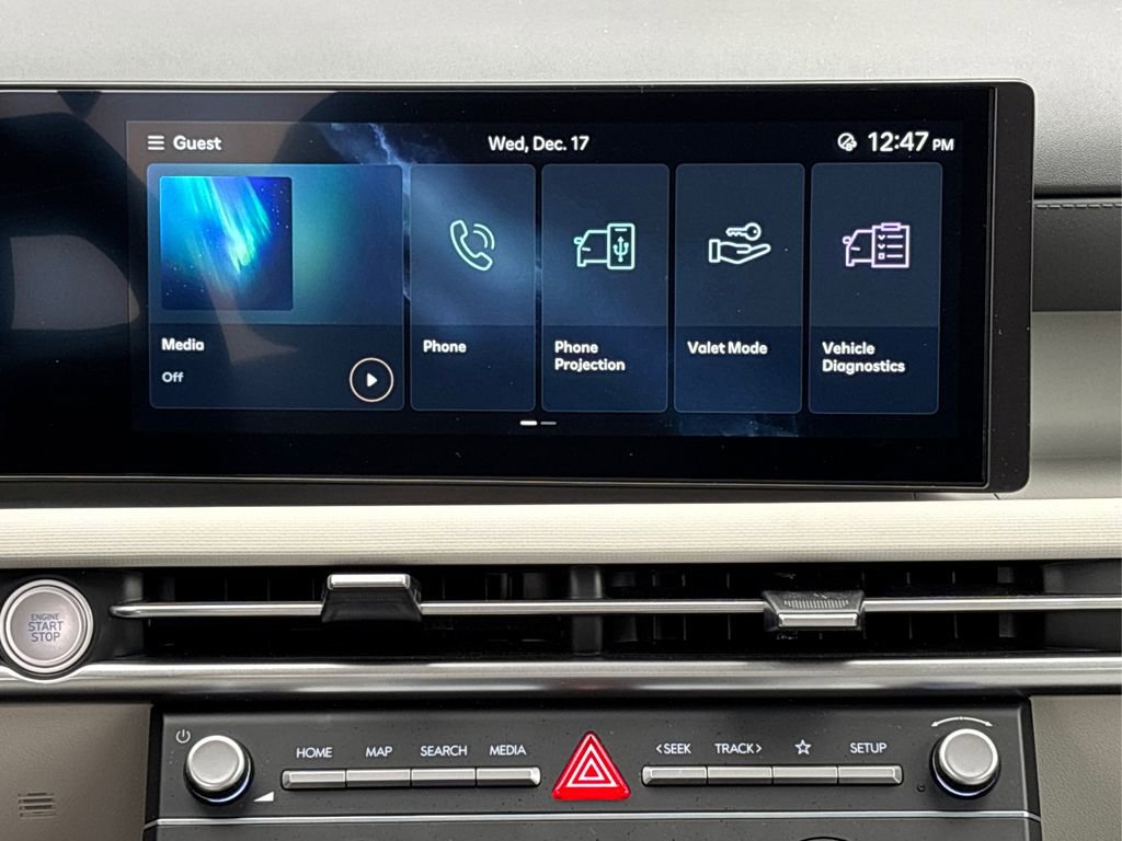 Certified 2025 Hyundai Tucson SE image 19