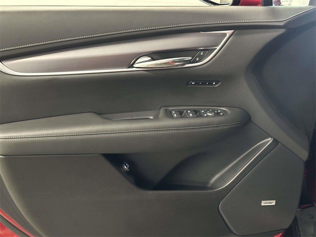 Certified 2024 Cadillac XT6 Luxury image 22