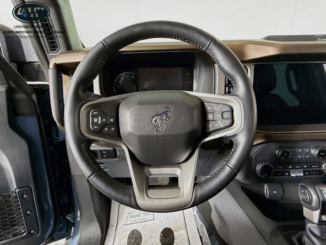 Used 2023 Ford Bronco Outer Banks image 11