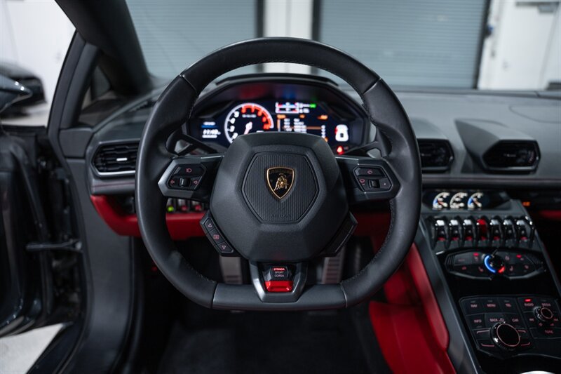 Used 2015 Lamborghini Huracan LP 610-4 AWD/4WD image 19