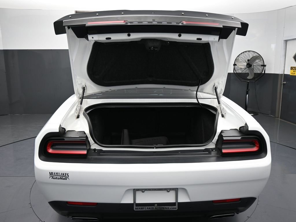 Used 2015 Dodge Challenger R/T Plus image 40