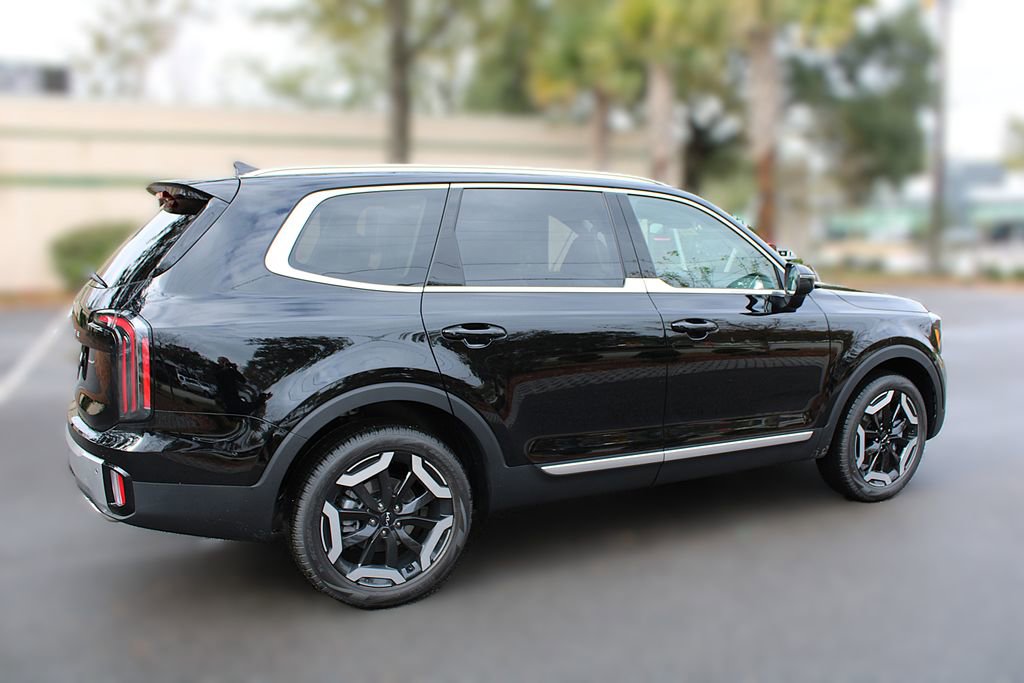 New 2025 Kia Telluride EX w/ EX Captain's Chair Package image 6