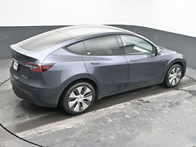 Used 2023 Tesla Model Y Long Range image 41