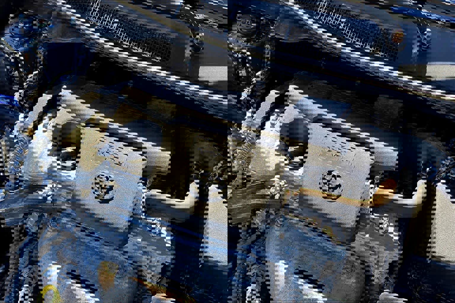 Used 2013 Toyota Camry L image 29