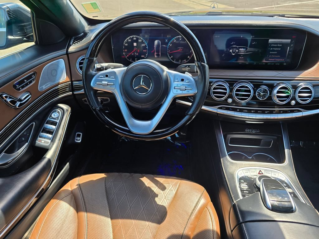 Used 2018 Mercedes-Benz S 560 Sedan w/ Premium Package image 9