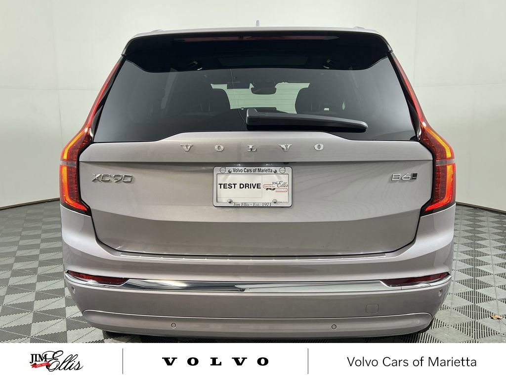 New 2026 Volvo XC90 B6 Plus w/ Protection Package Premier image 7
