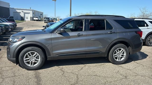 New 2026 Ford Explorer Active image 4