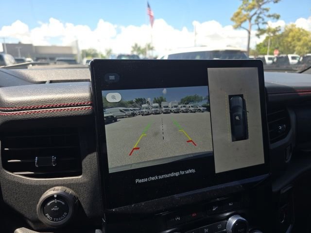 Used 2023 Ford Expedition Limited RWD image 18