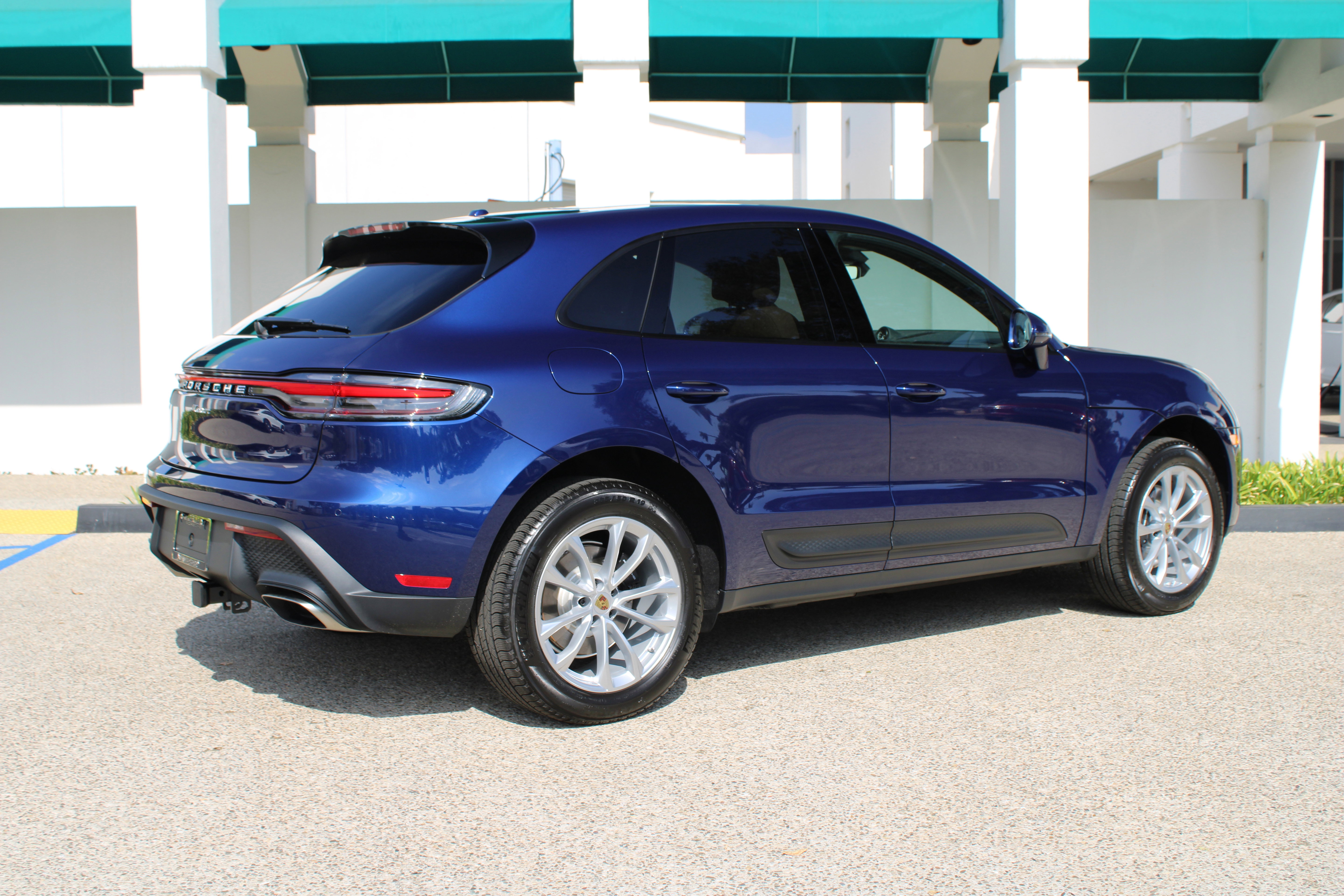 New 2026 Porsche Macan image 7
