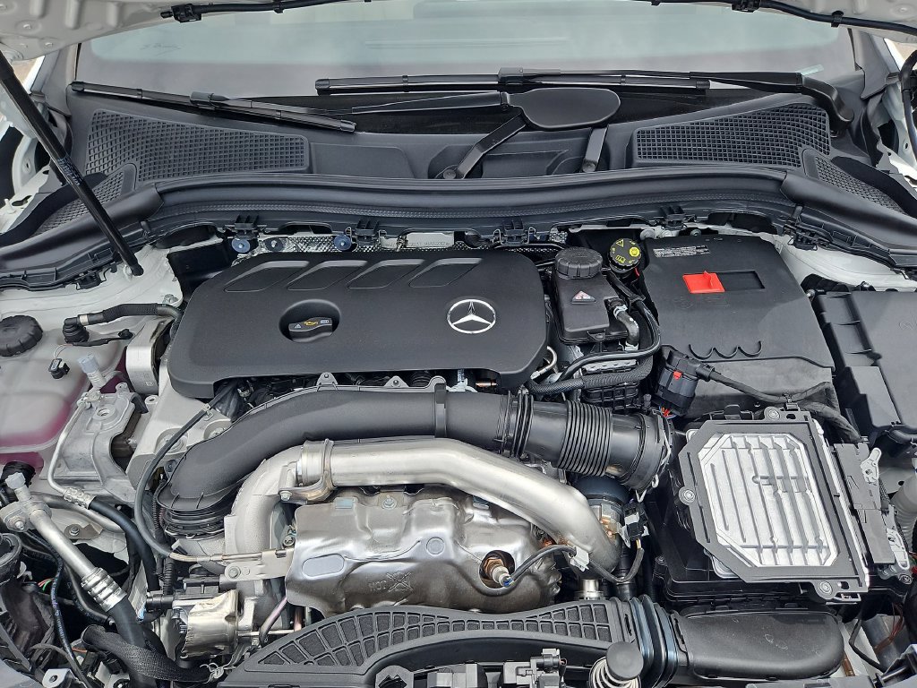 New 2026 Mercedes-Benz GLA 250 image 10