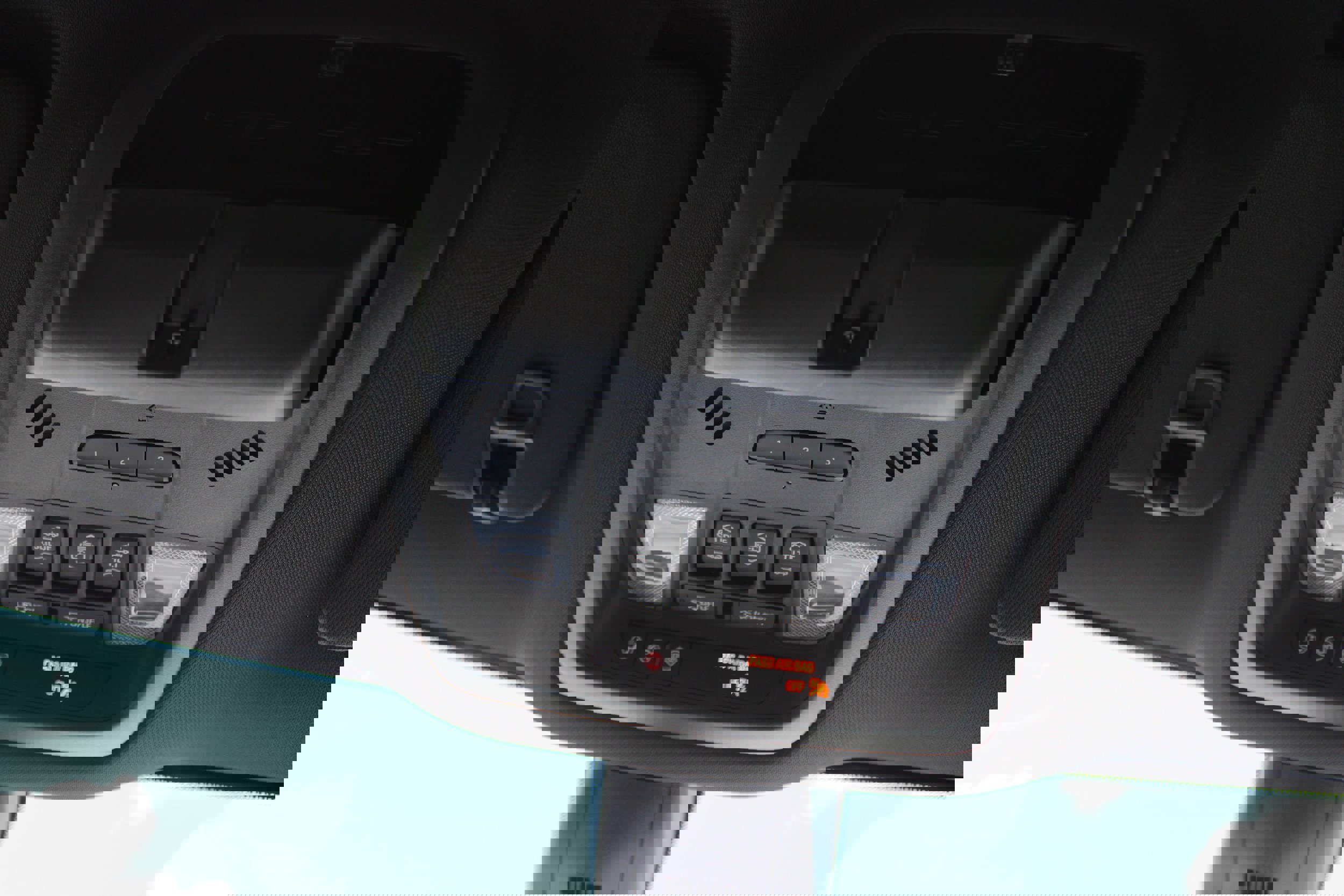 Used 2022 Buick Enclave Avenir w/ Avenir Technology Package image 33