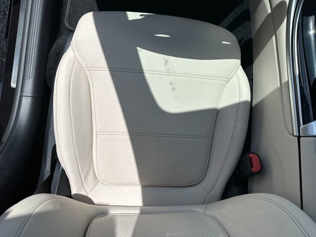 Used 2025 Mercedes-Benz C 300 Sedan image 17