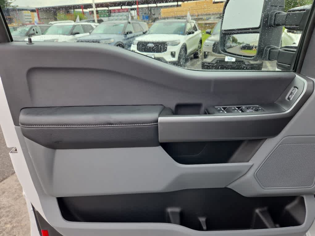 New 2026 Ford F350 XLT AWD/4WD image 23