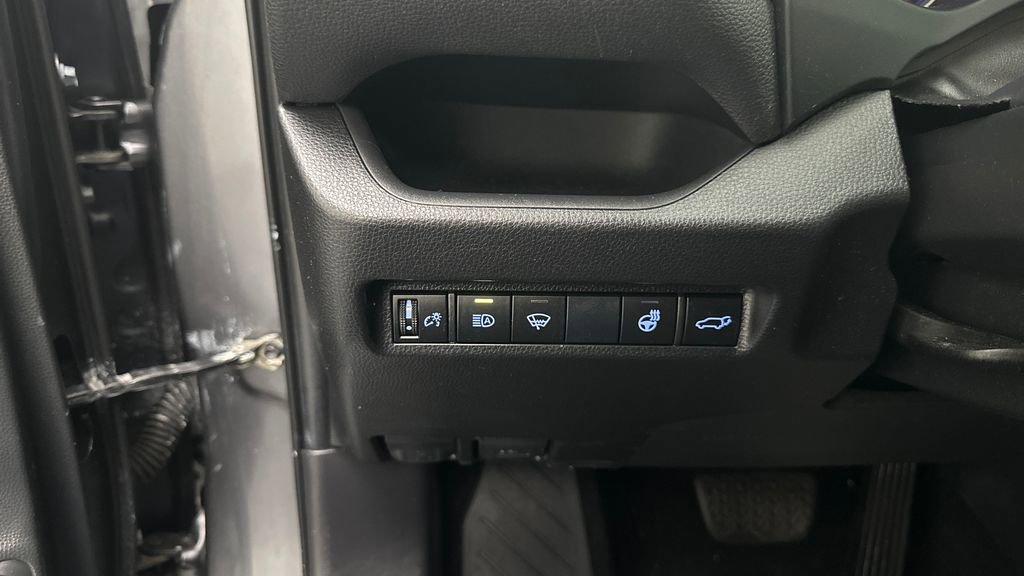 Certified 2019 Toyota RAV4 XLE w/ Convenience Package AWD/4WD image 27