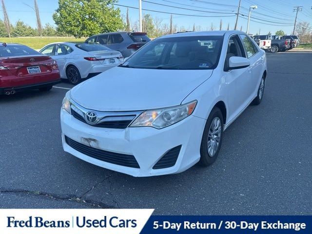 Used 2013 Toyota Camry LE FWD image 17