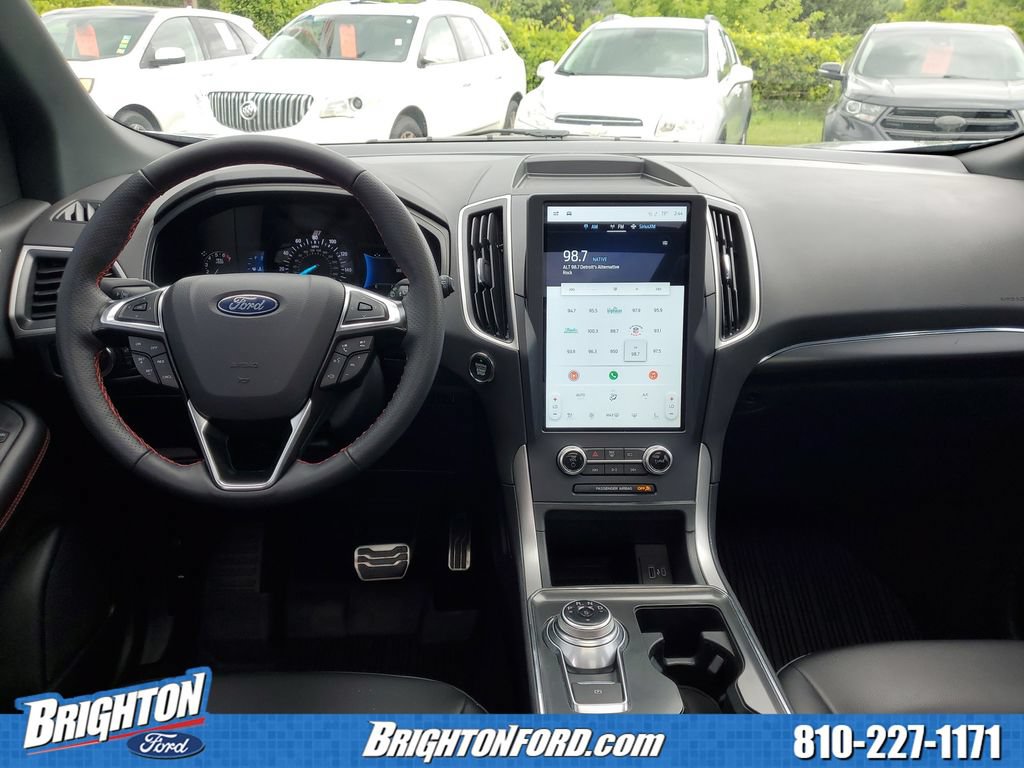 Certified 2024 Ford Edge ST-Line AWD/4WD image 14