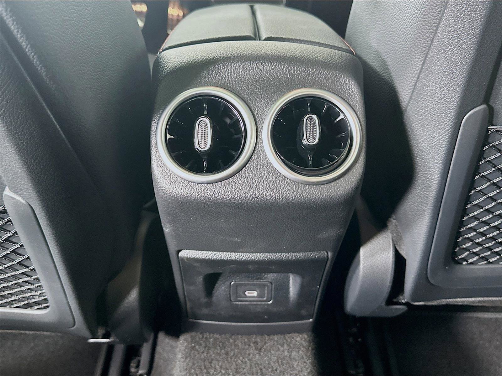 Certified 2026 Mercedes-Benz CLA 250 4MATIC image 33