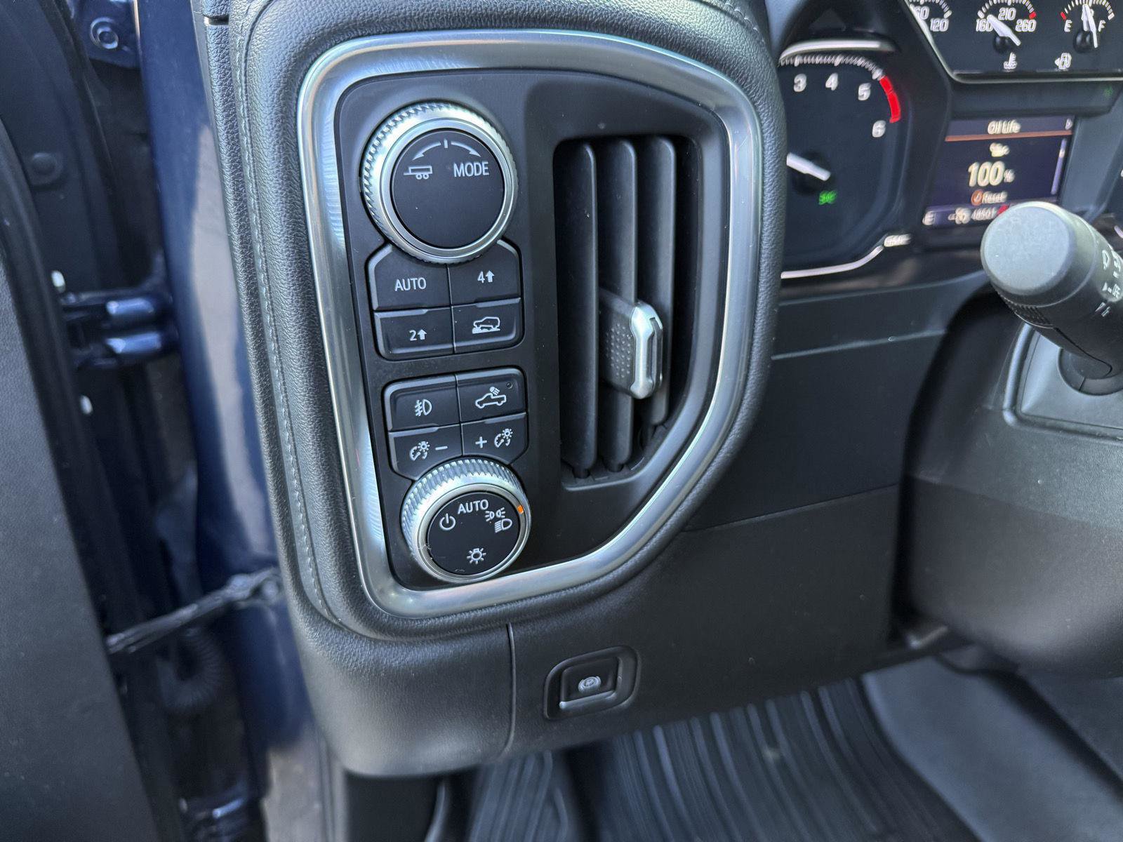 Used 2021 GMC Sierra 1500 Elevation w/ LPO, Elevation Black Package image 17