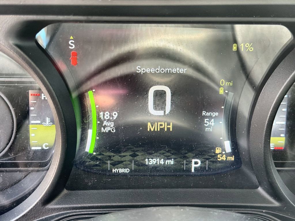 Used 2025 Jeep Wrangler Unlimited Rubicon 4xe w/ Convenience Group image 10