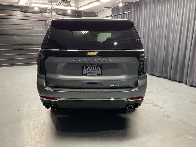 Used 2025 Chevrolet Suburban Premier AWD/4WD image 6
