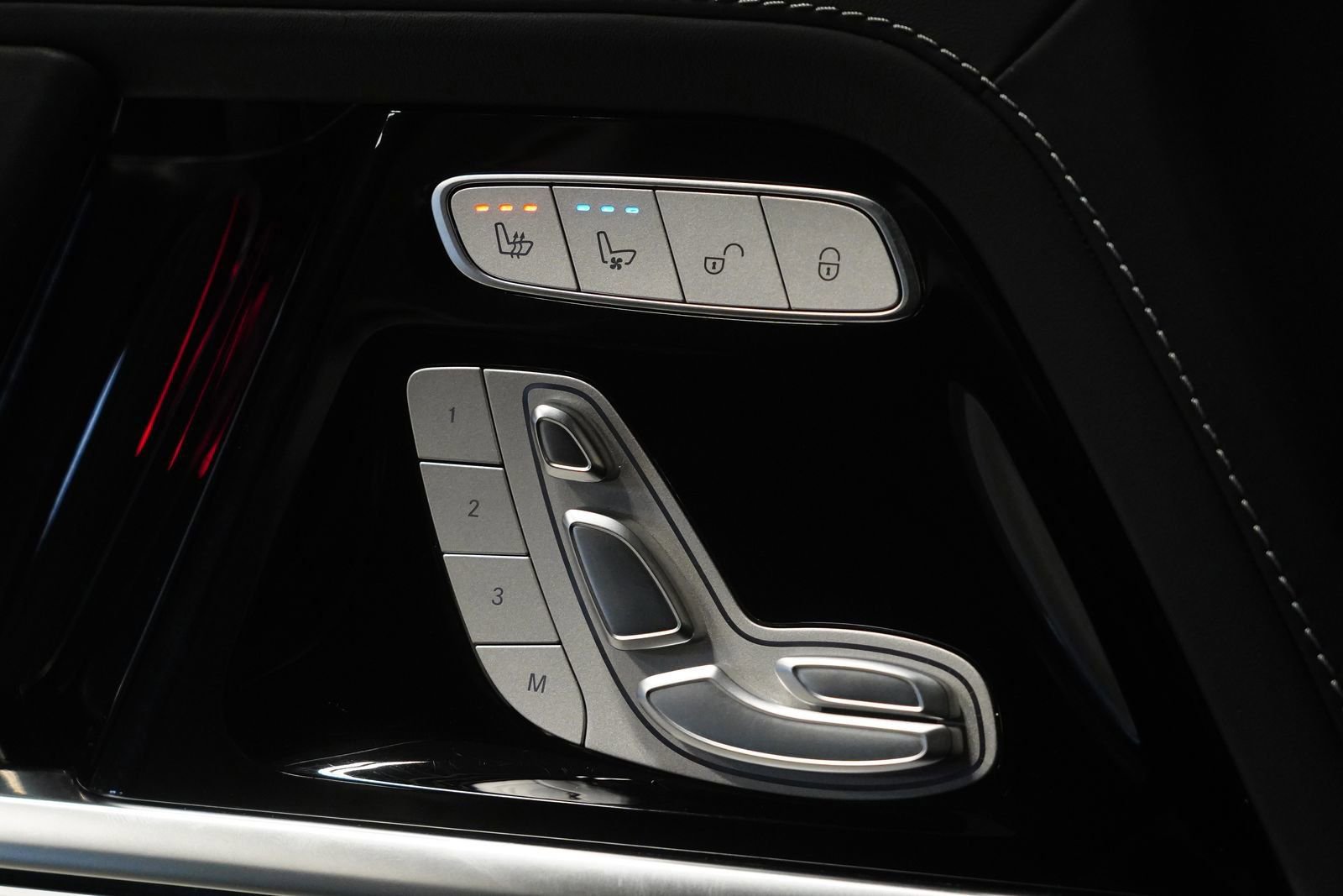 Certified 2022 Mercedes-Benz G 550 image 28