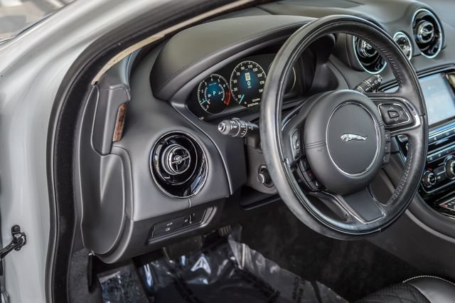 Used 2019 Jaguar XJ L Portfolio RWD image 24