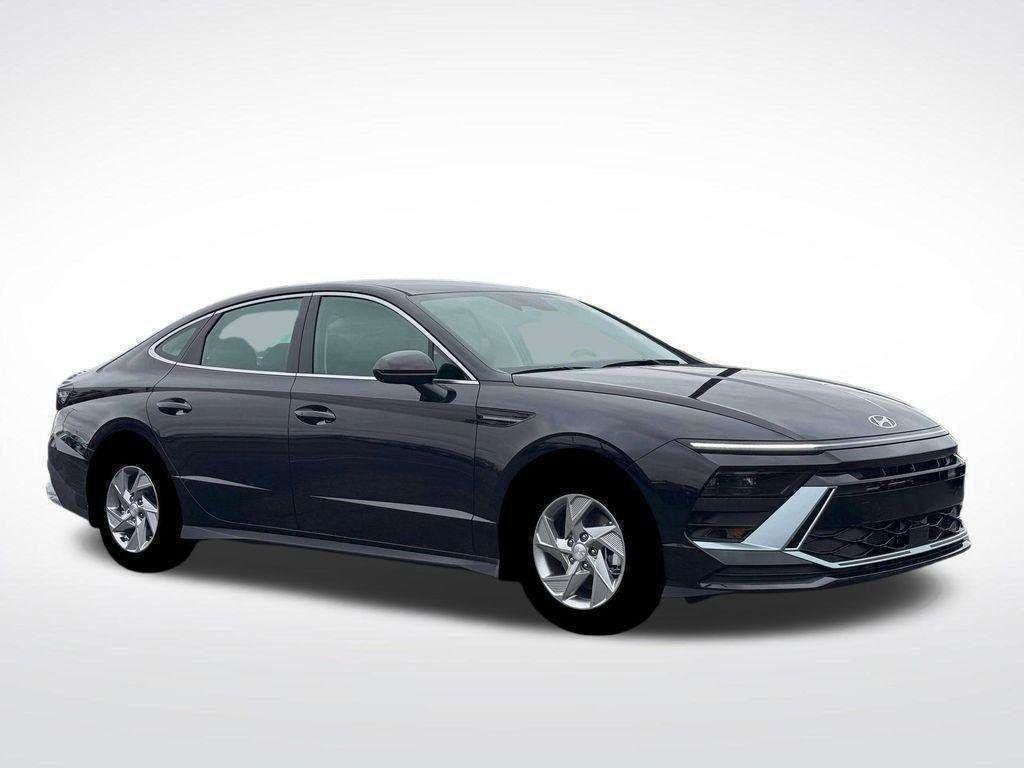 New 2026 Hyundai Sonata SE FWD image 10