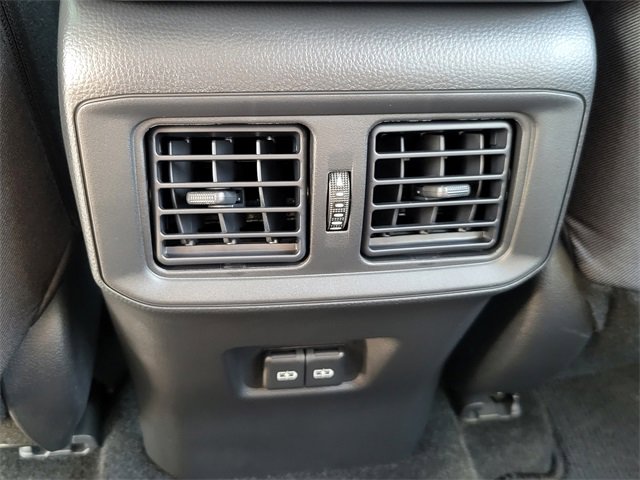 Used 2025 Toyota RAV4 XLE image 33