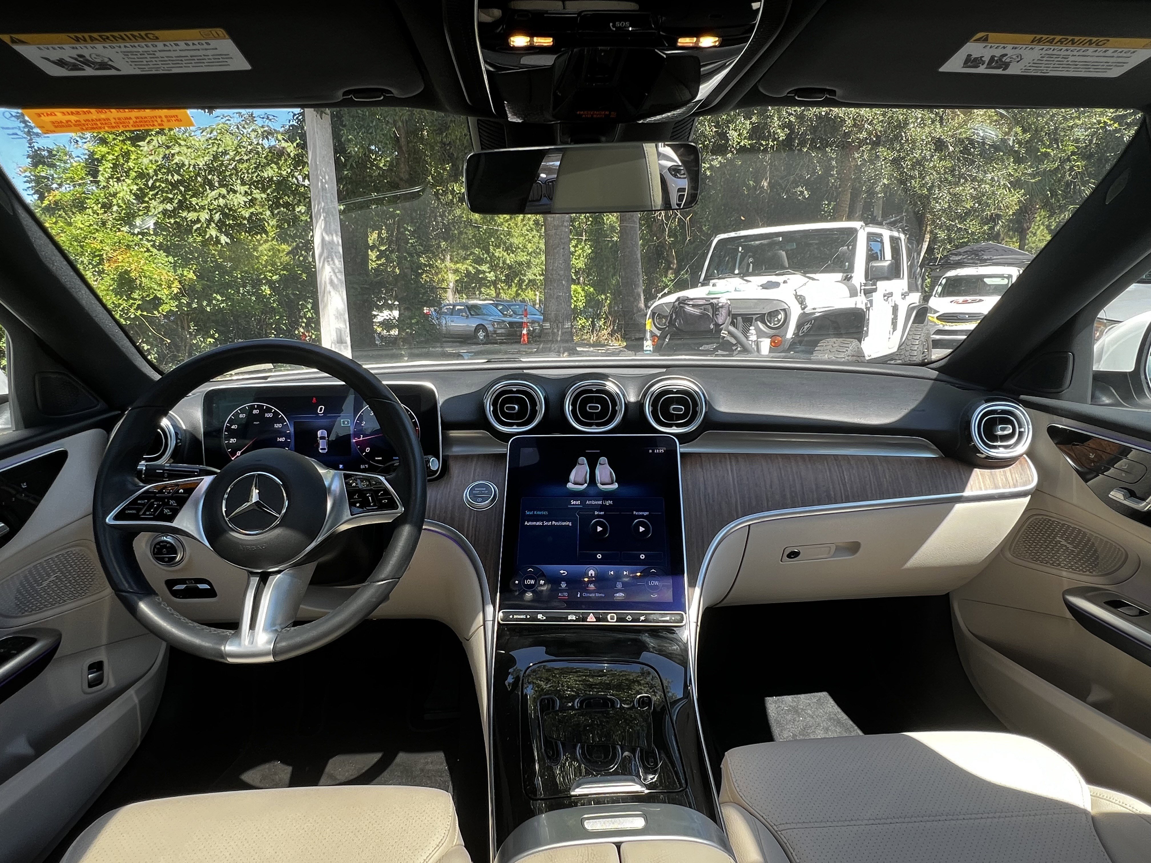 Used 2023 Mercedes-Benz C 300 Sedan image 33