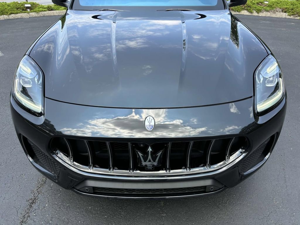 New 2024 Maserati Grecale GT image 16