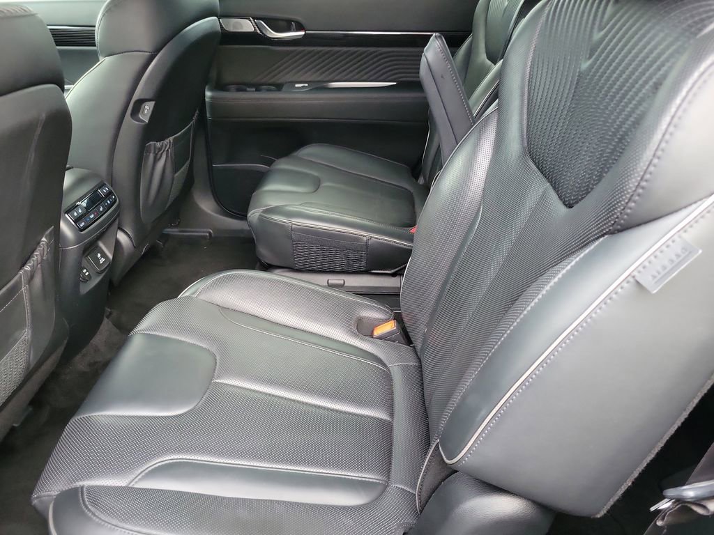Used 2024 Hyundai Palisade Calligraphy image 15