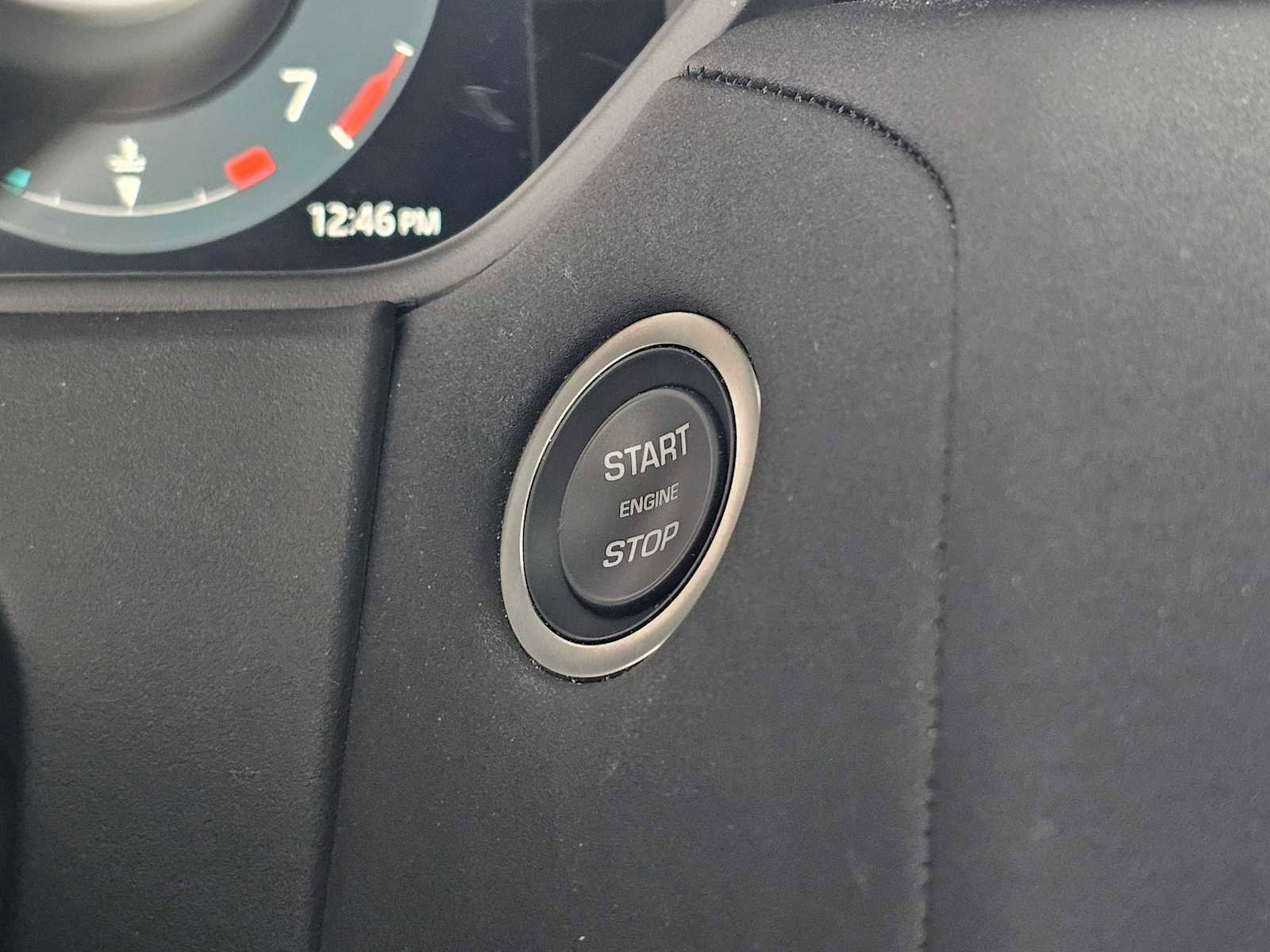 Used 2025 Land Rover Range Rover Velar Dynamic SE image 29