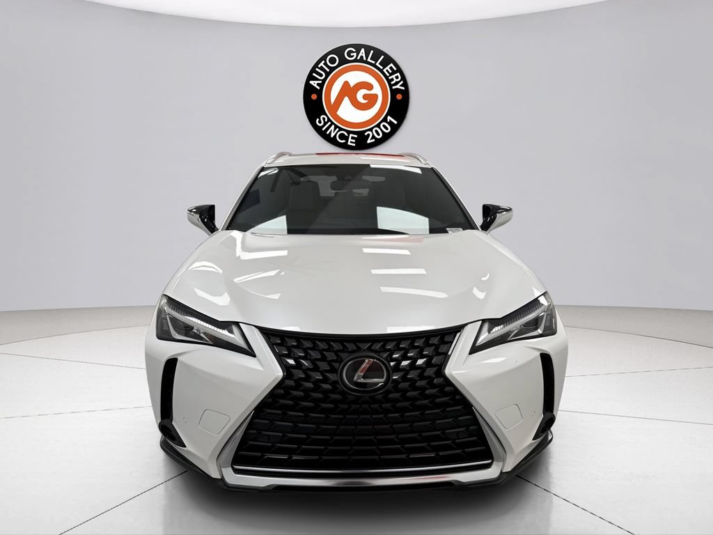 Used 2021 Lexus UX 200 w/ Accessory Package (Z1) FWD image 8