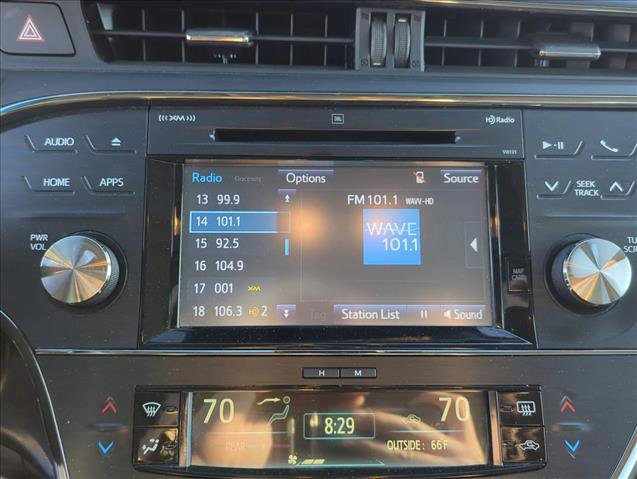 Used 2016 Toyota Avalon Limited image 17