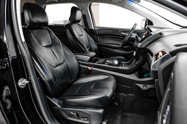 Used 2019 Ford Edge Titanium image 45