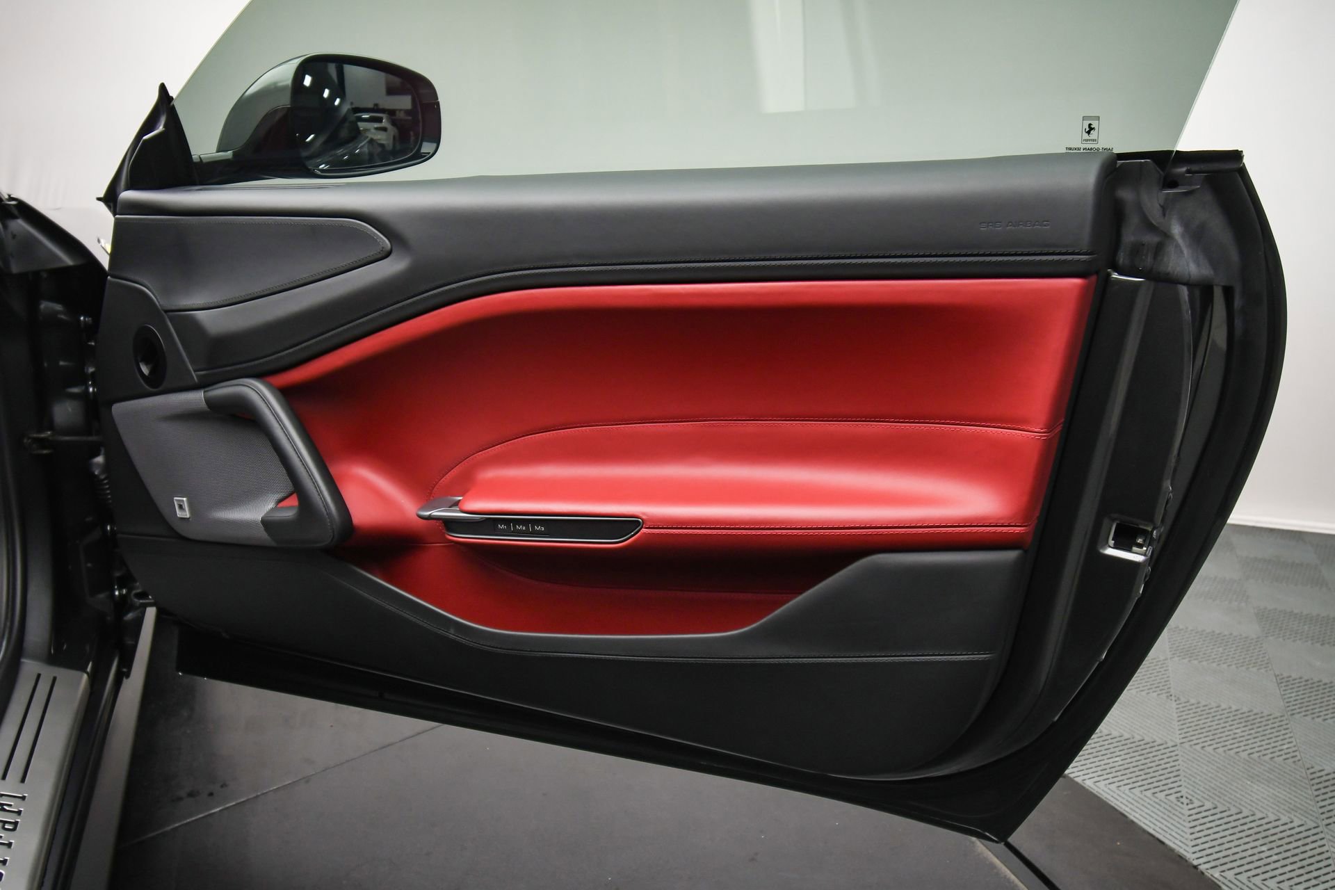 Used 2018 Ferrari GTC4Lusso image 52