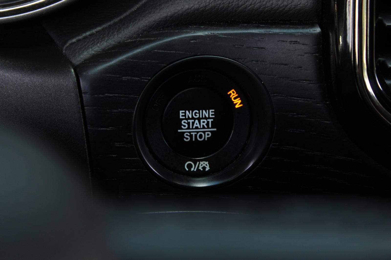 Used 2020 Jeep Grand Cherokee High Altitude AWD/4WD image 21
