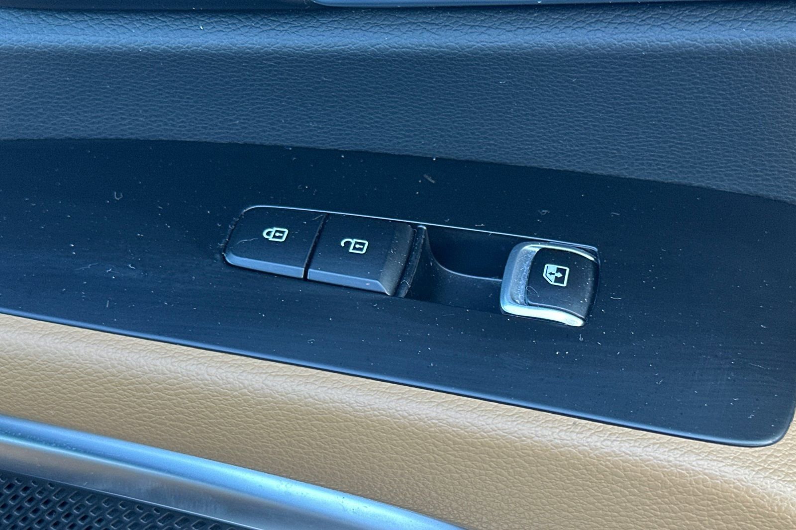 Used 2022 Kia Telluride SX w/ Nightfall Edition Package image 22