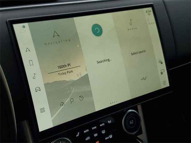 Certified 2023 Land Rover Range Rover SE image 28