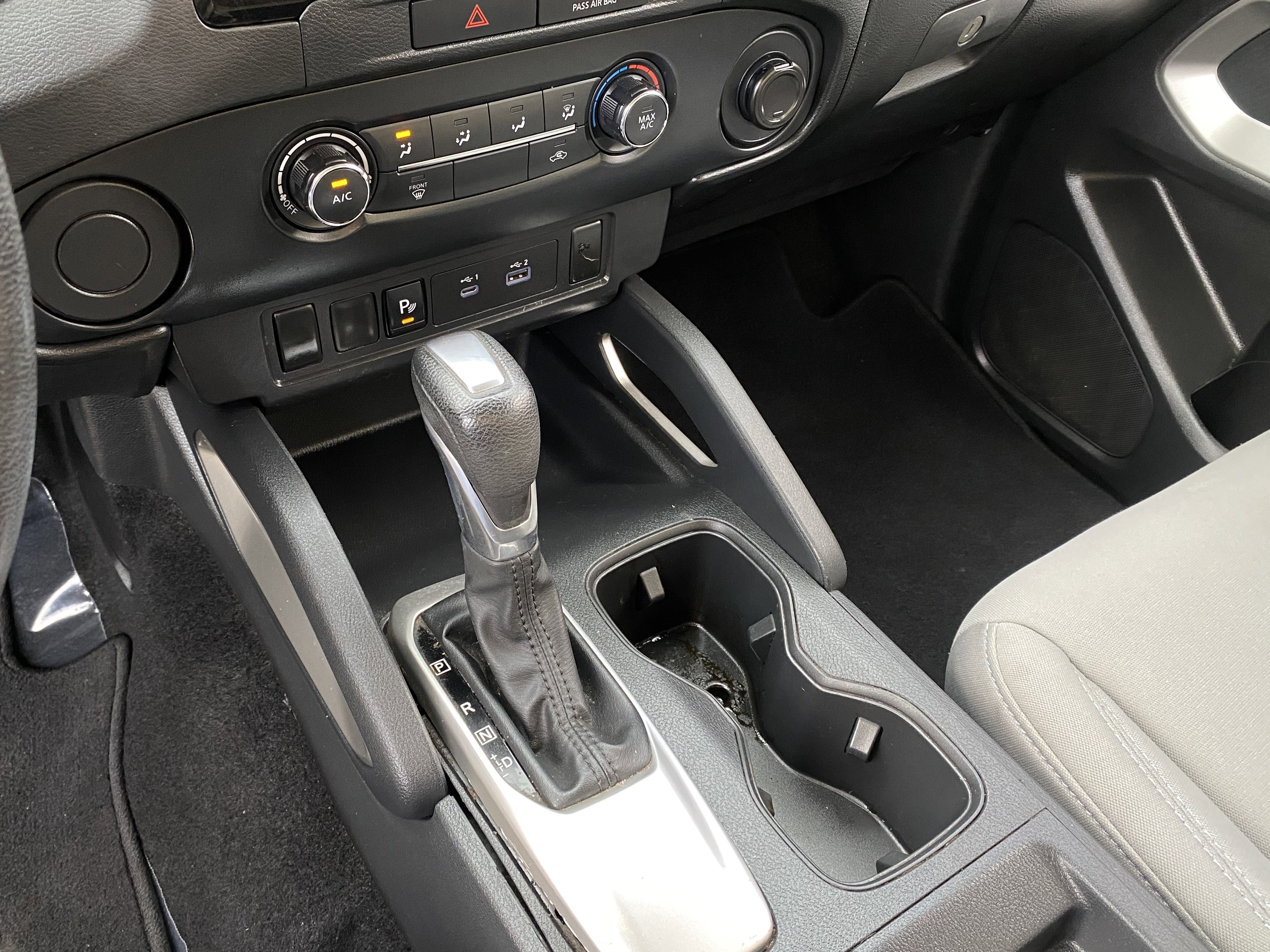 Used 2022 Nissan Frontier SV w/ Technology Package image 15