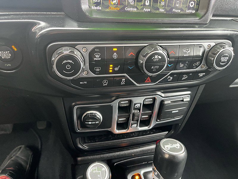 Used 2020 Jeep Wrangler Unlimited Sahara w/ Dual Top Group image 29