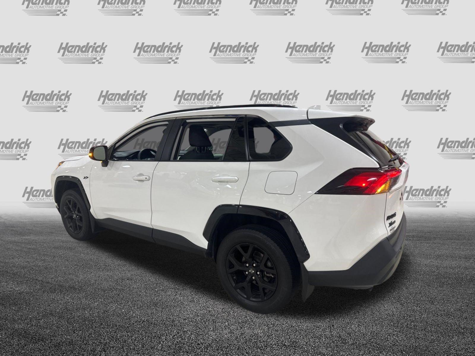 Used 2024 Toyota RAV4 XLE w/ Convenience Package FWD image 8
