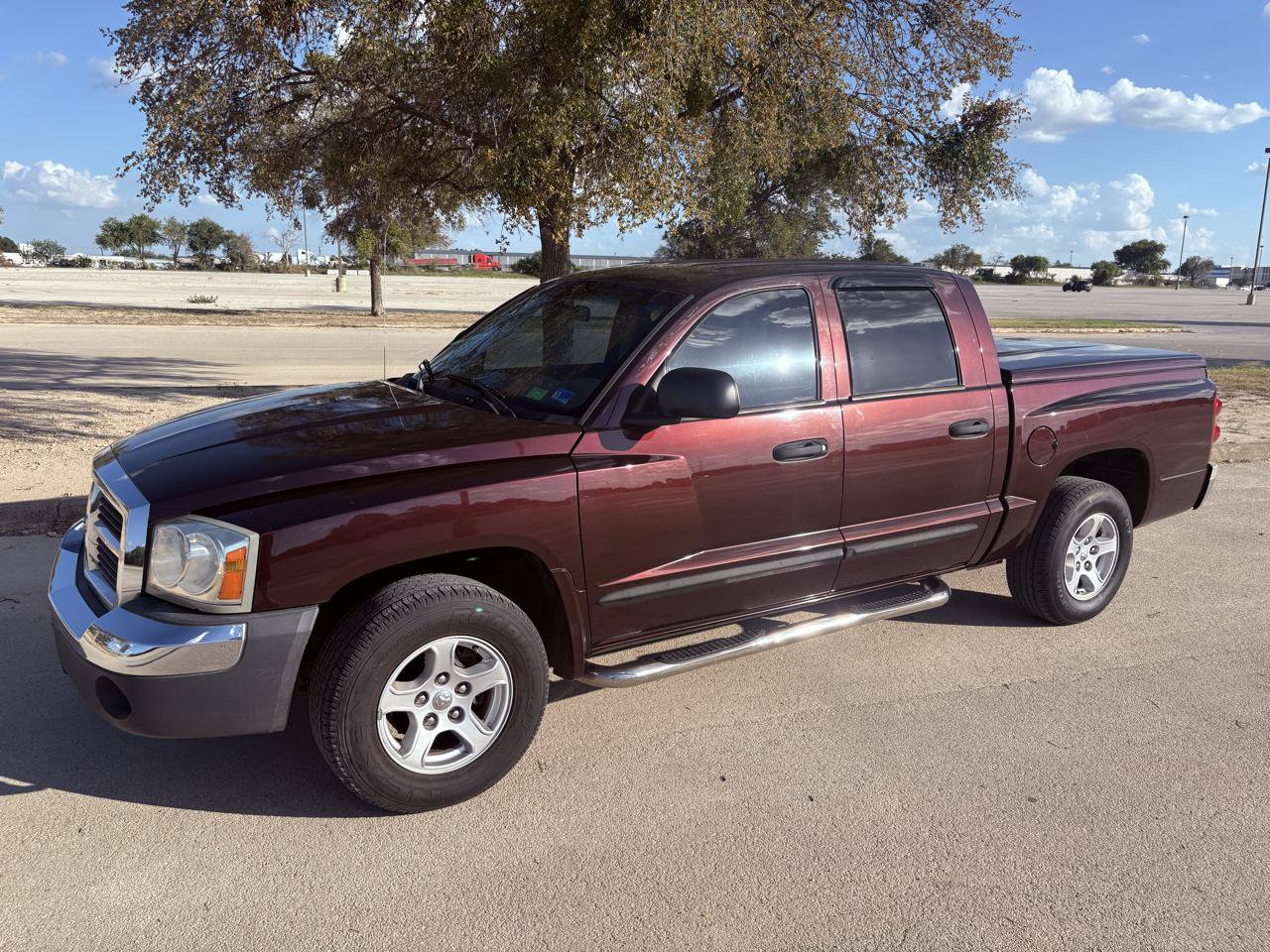 Used 2005 Dodge Dakota SLT w/ Trailer Tow Group RWD image 3