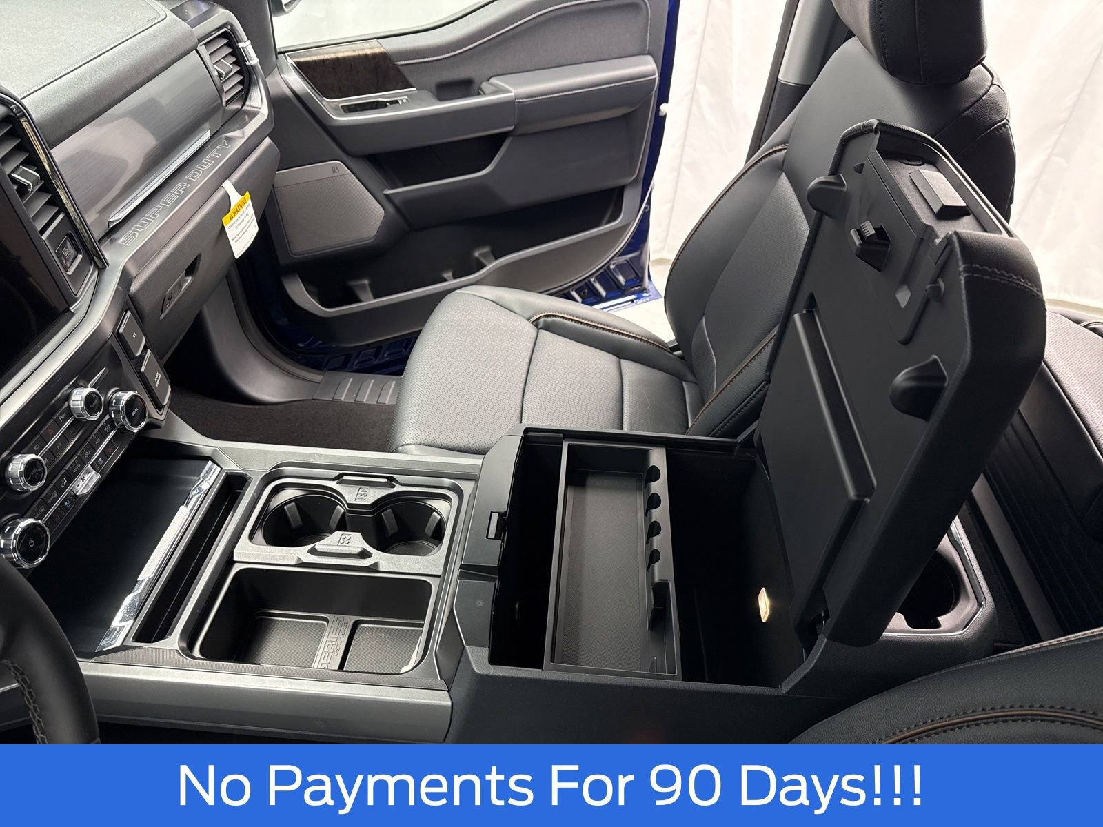 New 2026 Ford F250 Lariat w/ Black Appearance Package image 27