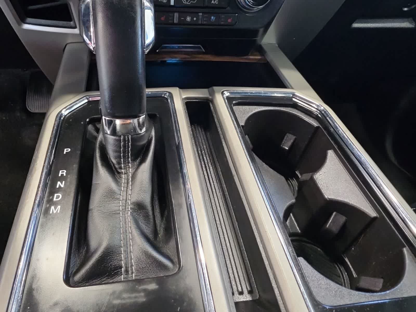 Used 2019 Ford F150 Lariat w/ Equipment Group 502A Luxury AWD/4WD image 27