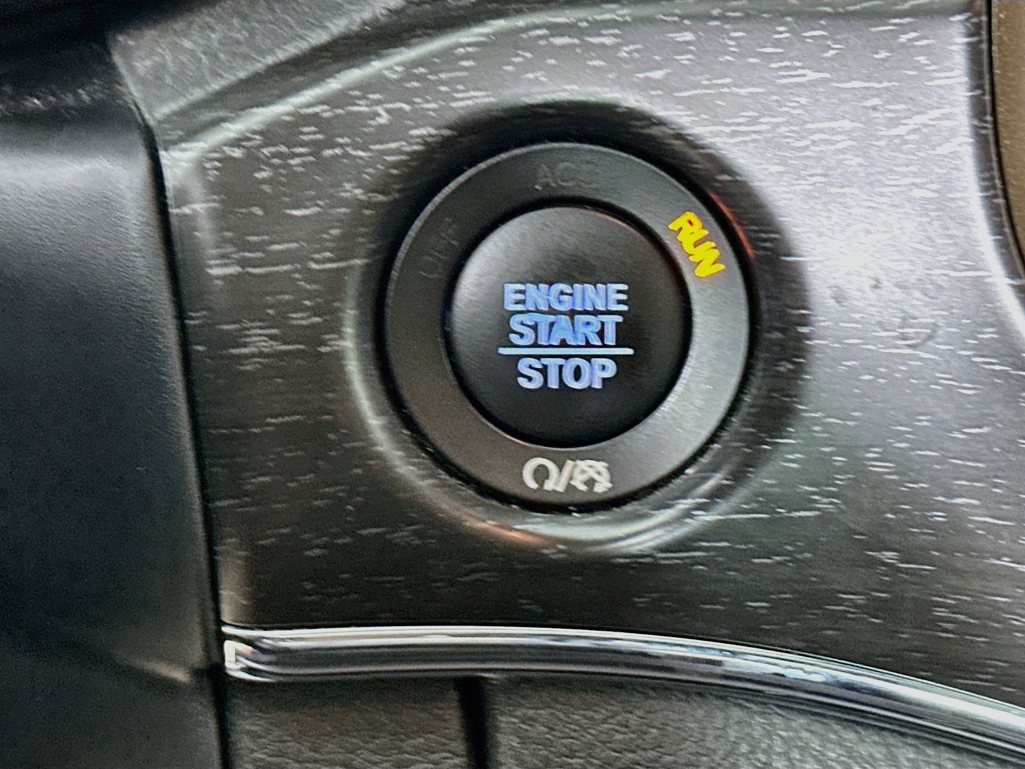 Used 2017 Jeep Grand Cherokee Limited AWD/4WD image 16