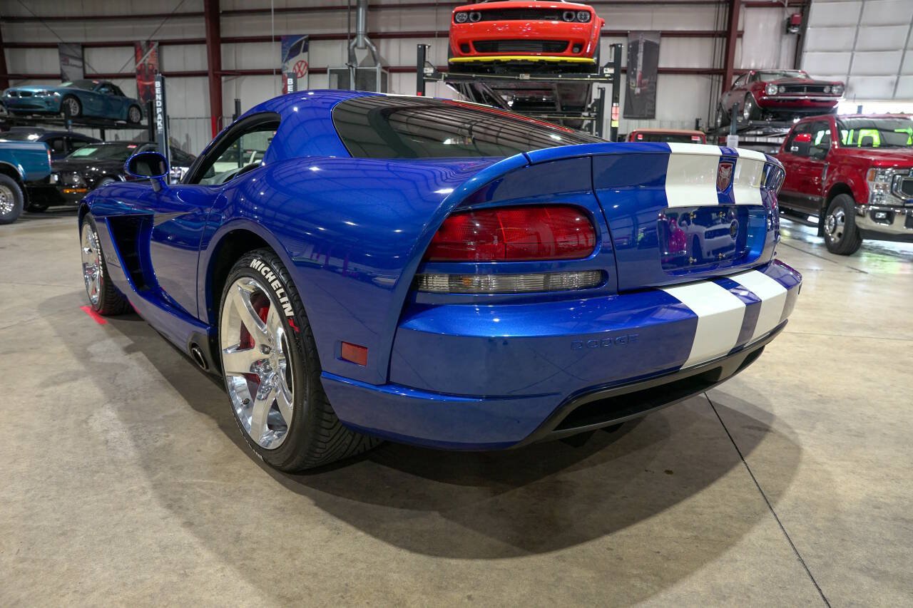 Used 2006 Dodge Viper SRT-10 w/ First Edition Group RWD image 6