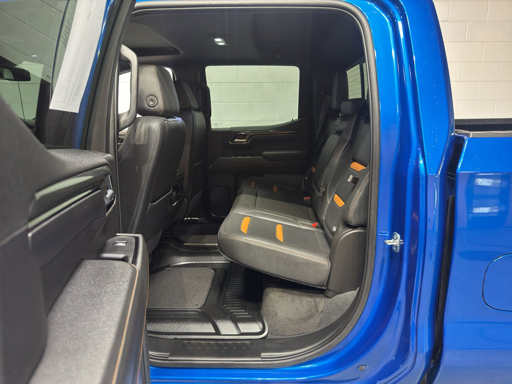 Used 2022 GMC Sierra 1500 AT4 w/ Sierra Safety Plus Package image 15