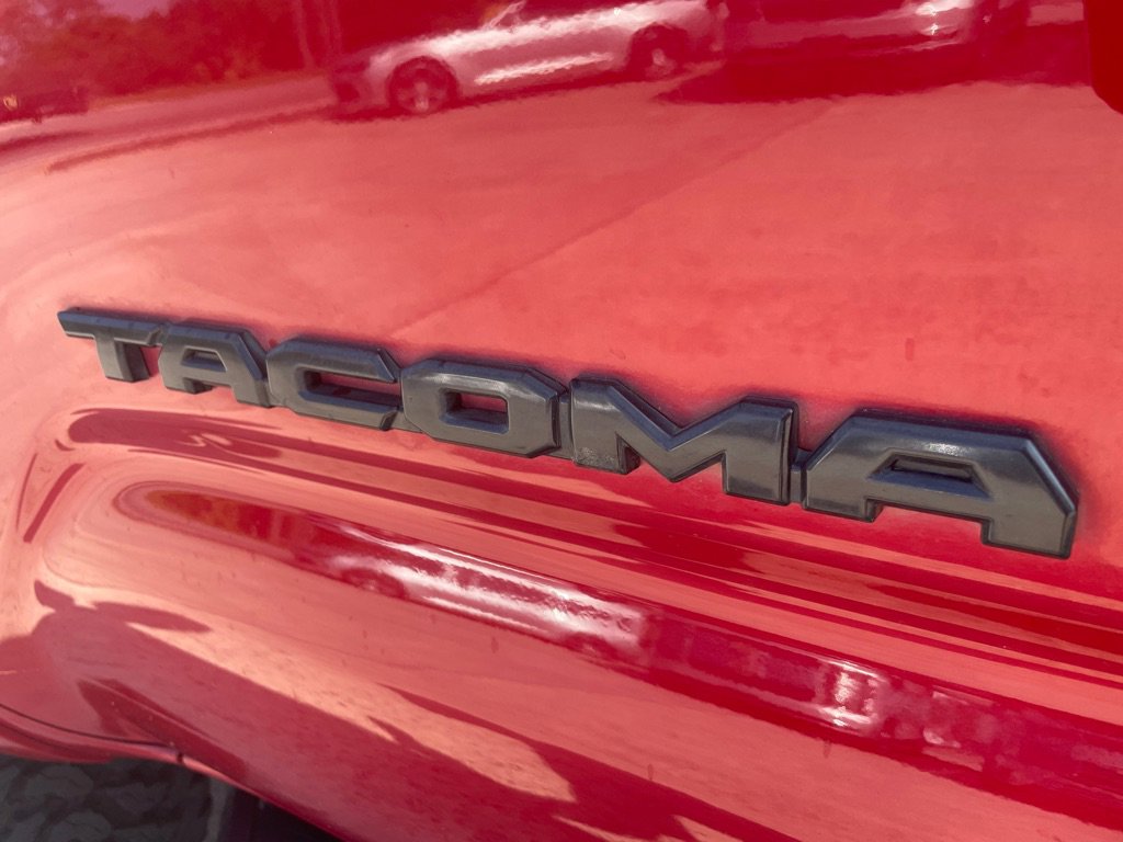 Used 2019 Toyota Tacoma TRD Off-Road image 13