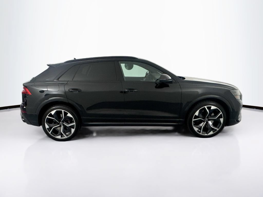 Used 2023 Audi RS Q8 AWD/4WD image 4
